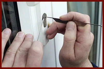 Locksmith Lock Store Newtown, CT 203-278-5069 - 6-lock-locksmiths